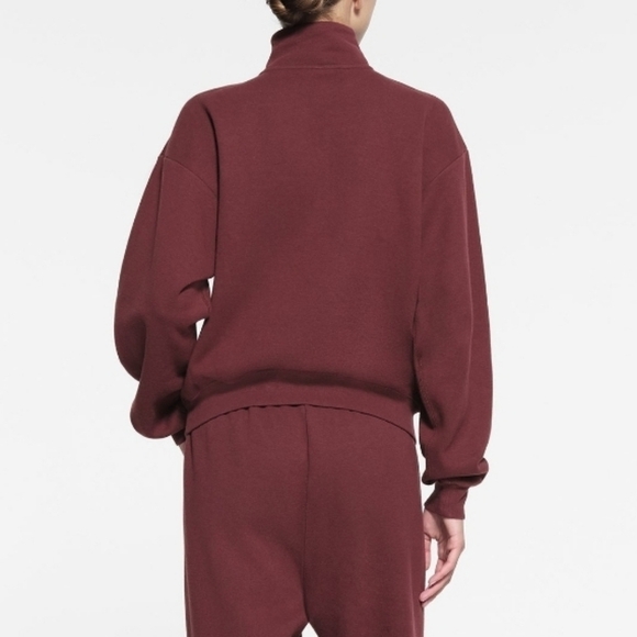 Skims Cotton Fleece Classic Half Zip Pullover Hoodie Oxblood Burgundy Medium NWT - Picture 3 of 6